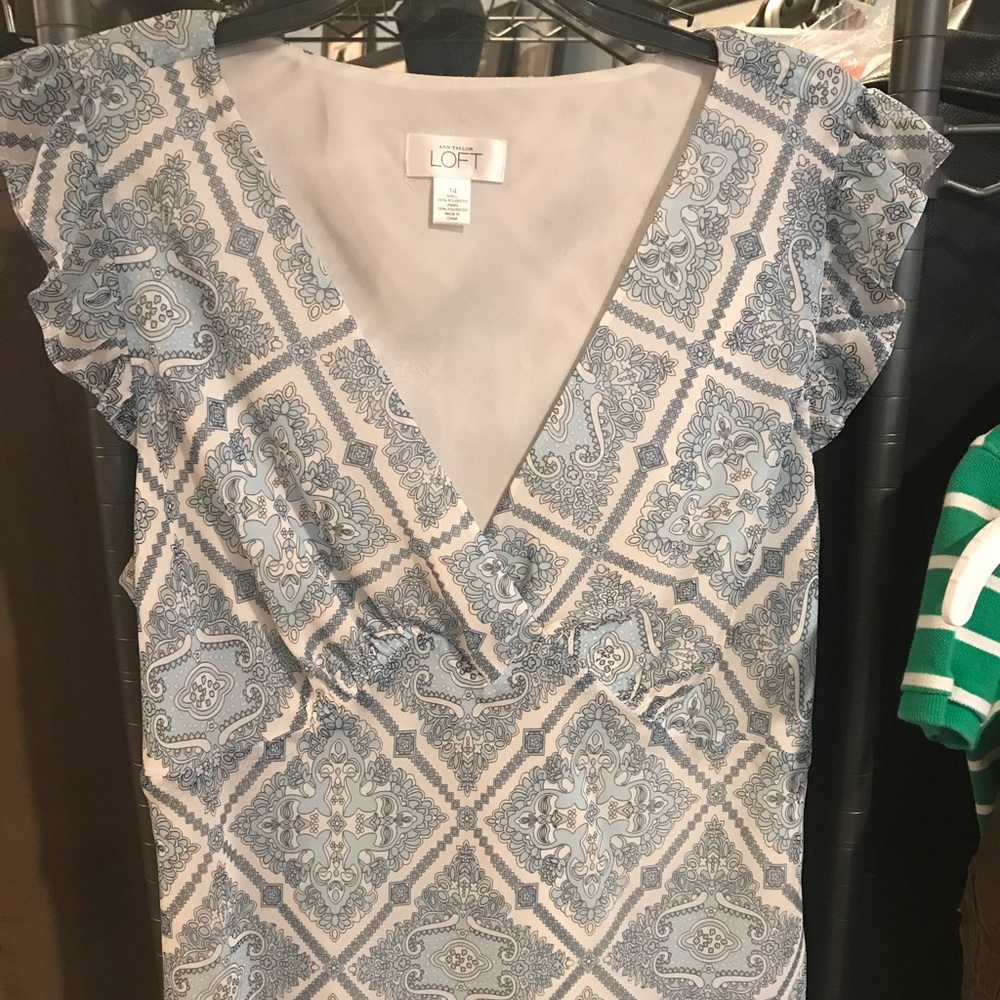 Ann Taylor loft top